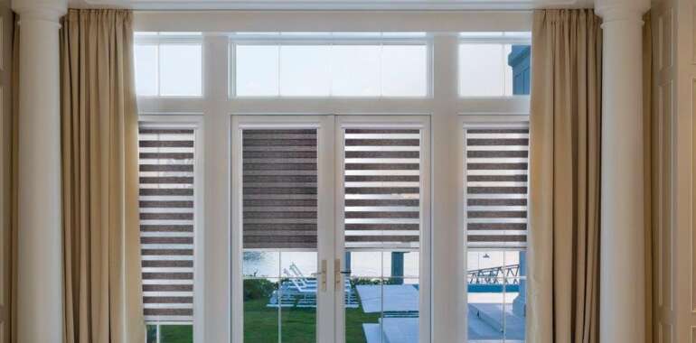 Hogar enrollables a marco y buhardilla