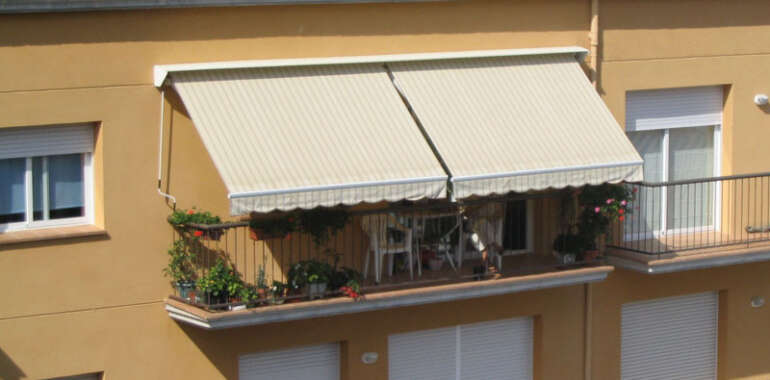 Toldo balcones Brazos Invisibles