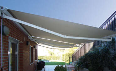 Troiako terrazako toldoa